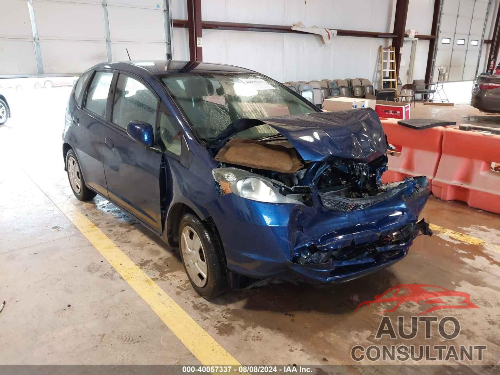 HONDA FIT 2013 - JHMGE8H32DC035607