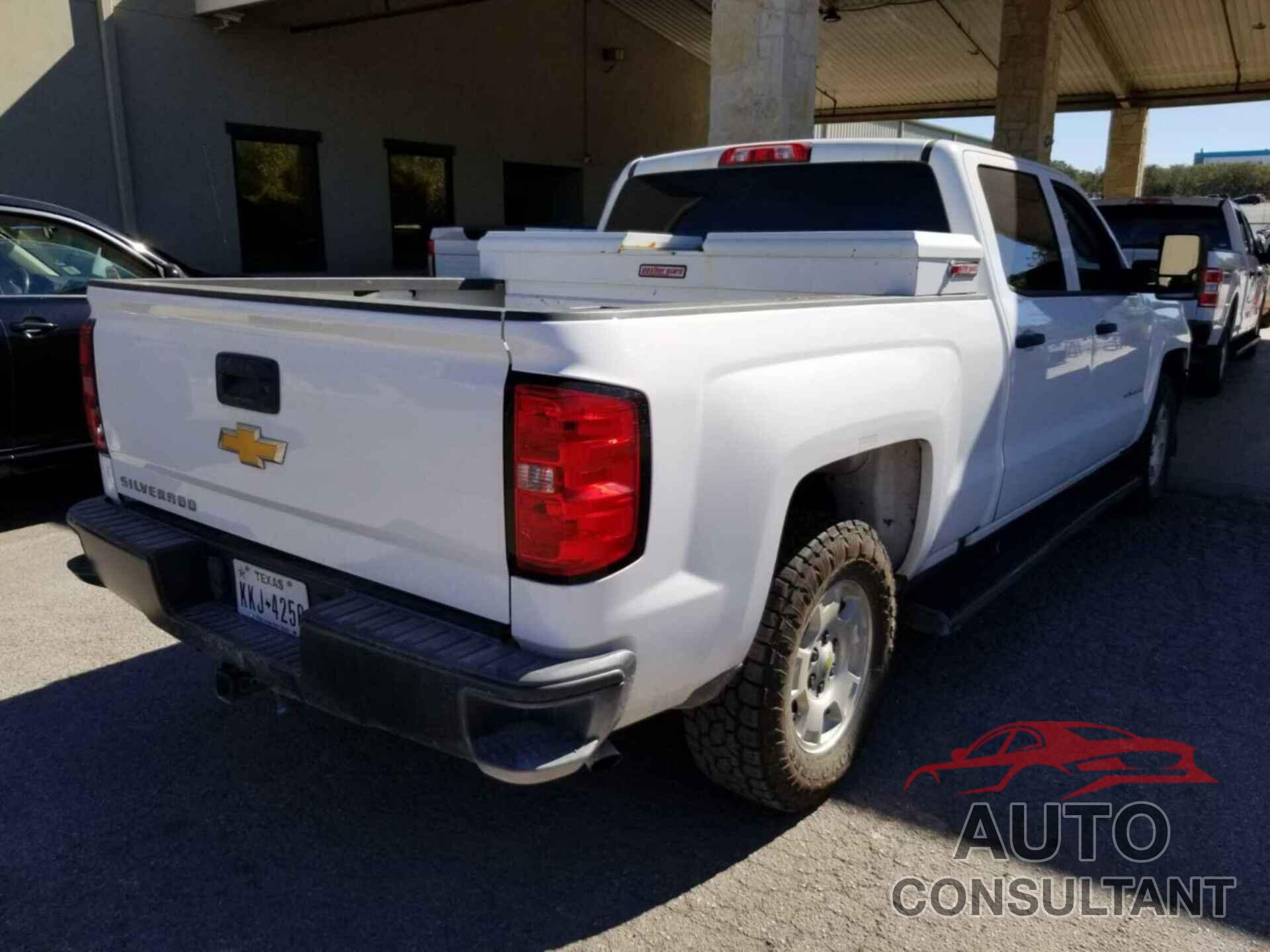 CHEVROLET SILVERADO 2018 - 3GCUKNECXJG184002