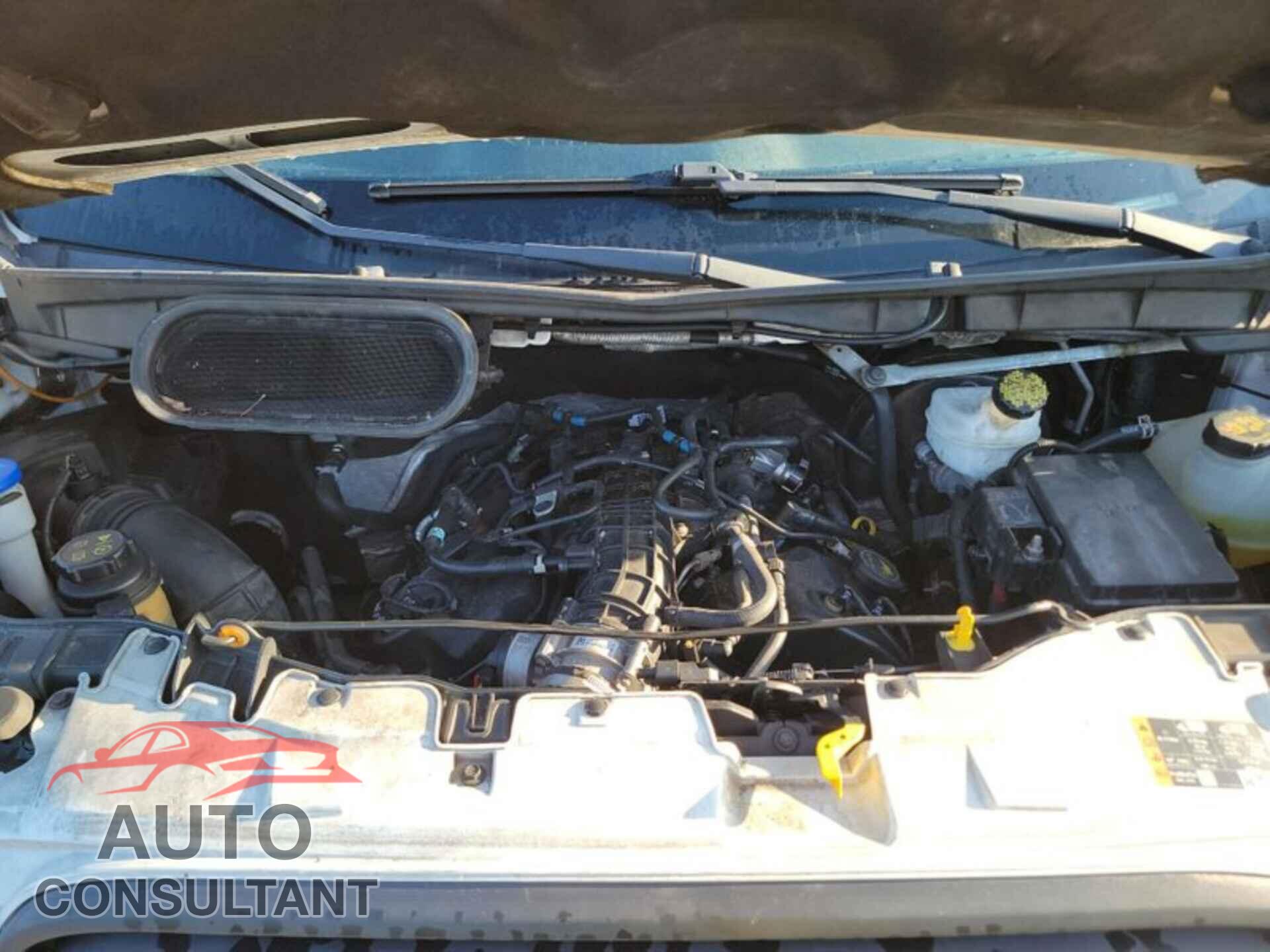 FORD TRANSIT 2017 - 1FTYR3XG2HKA32106