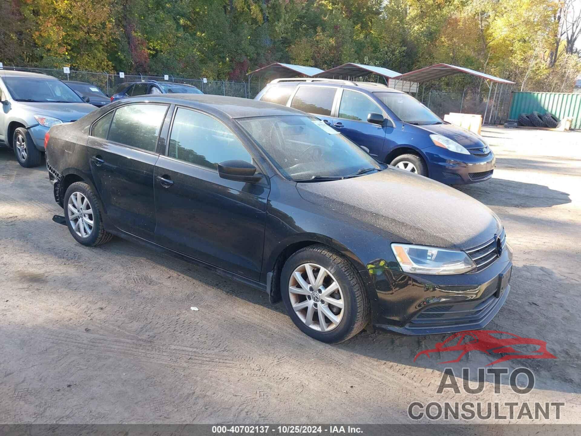 VOLKSWAGEN JETTA 2015 - 3VWD17AJ4FM282449