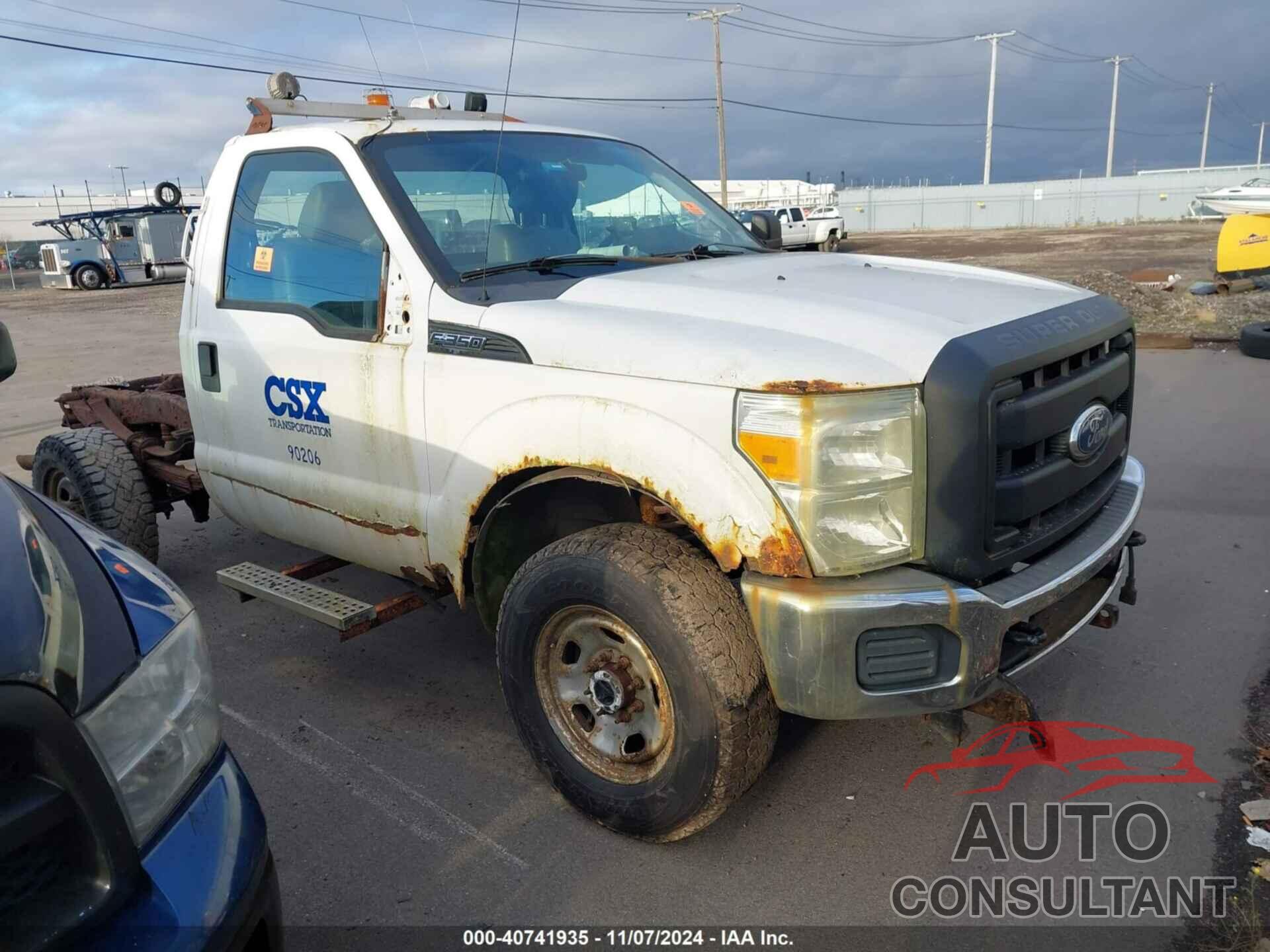 FORD F-350 2011 - 1FTBF3B64BEB77554