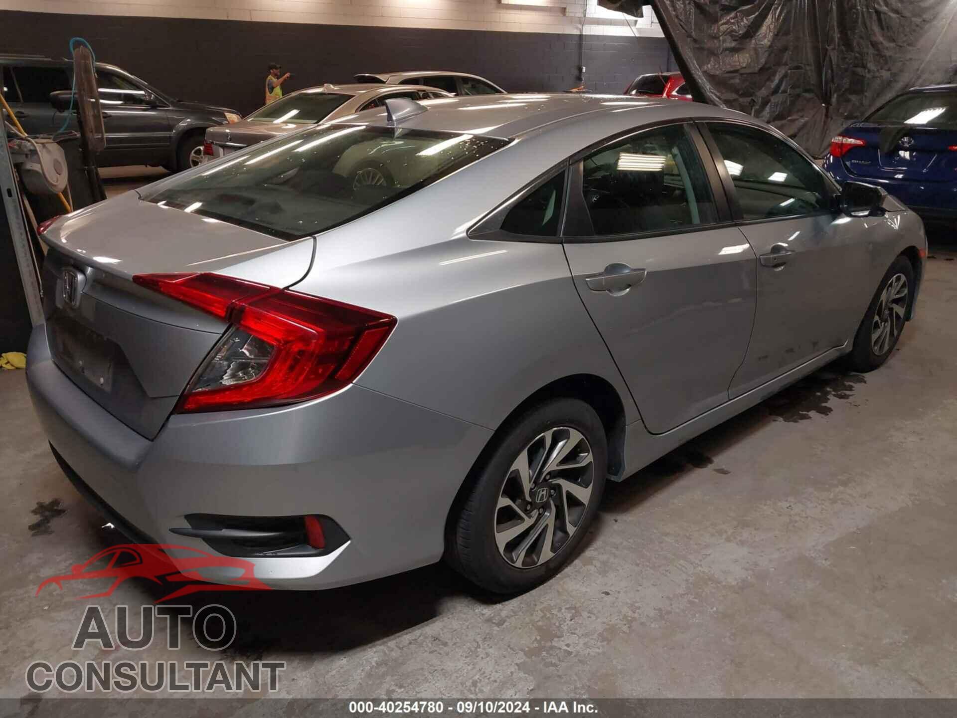 HONDA CIVIC 2017 - 2HGFC2F74HH565961