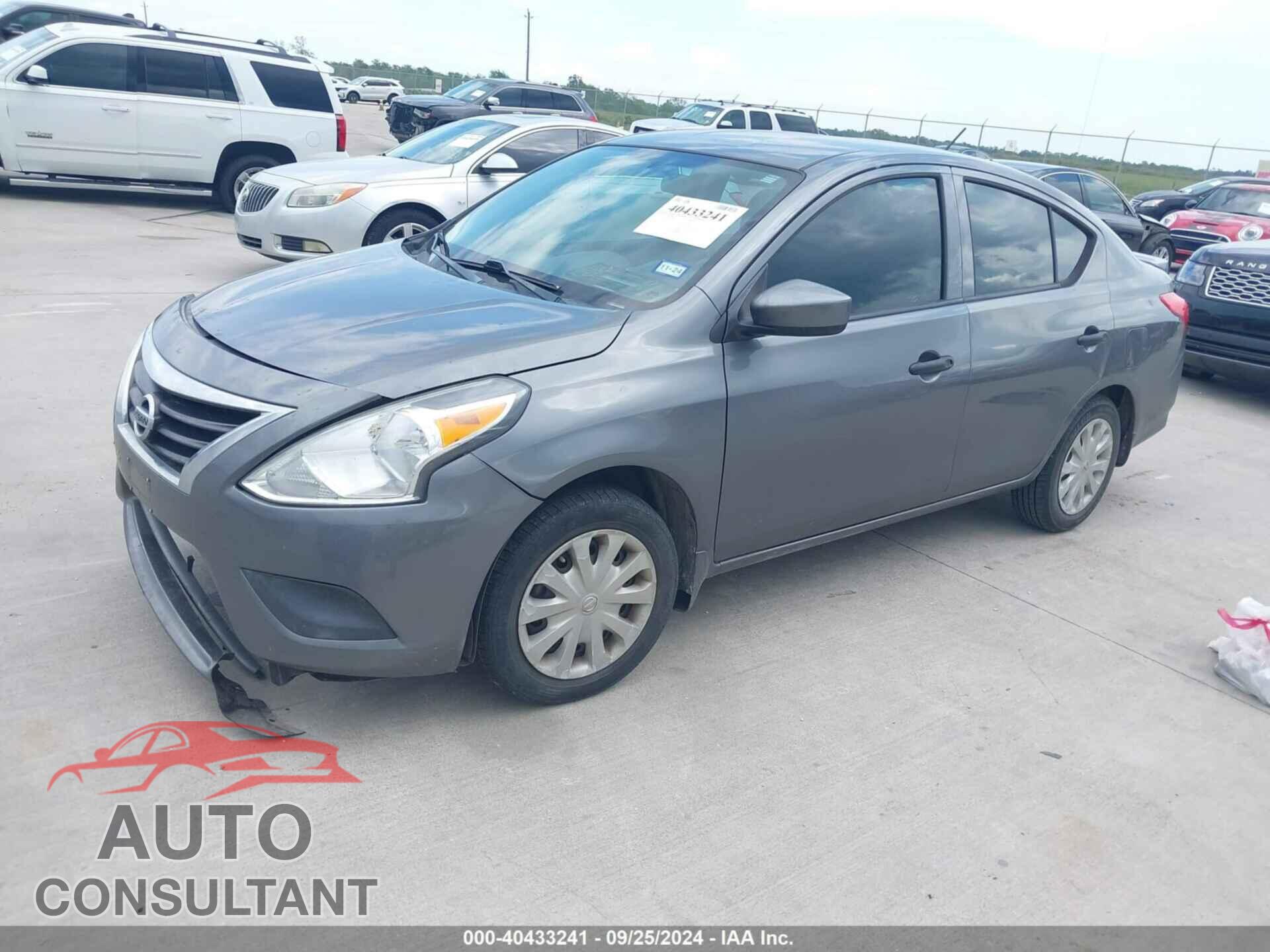NISSAN VERSA 2018 - 3N1CN7AP5JL840995