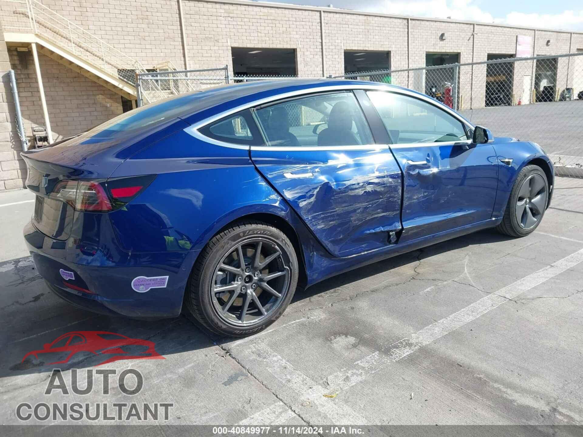 TESLA MODEL 3 2018 - 5YJ3E1EA2JF125025