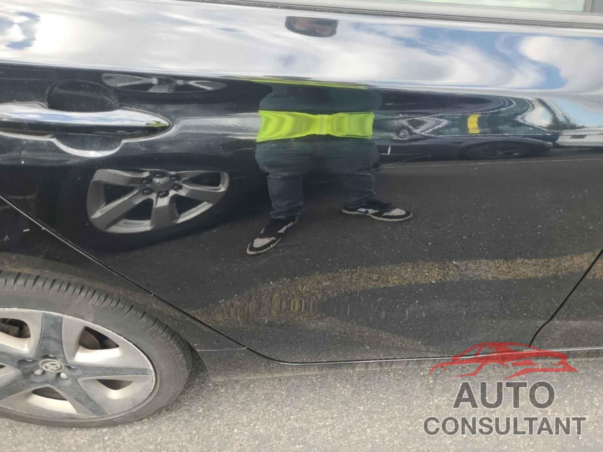 TOYOTA PRIUS 2020 - JTDKARFUXL3115647