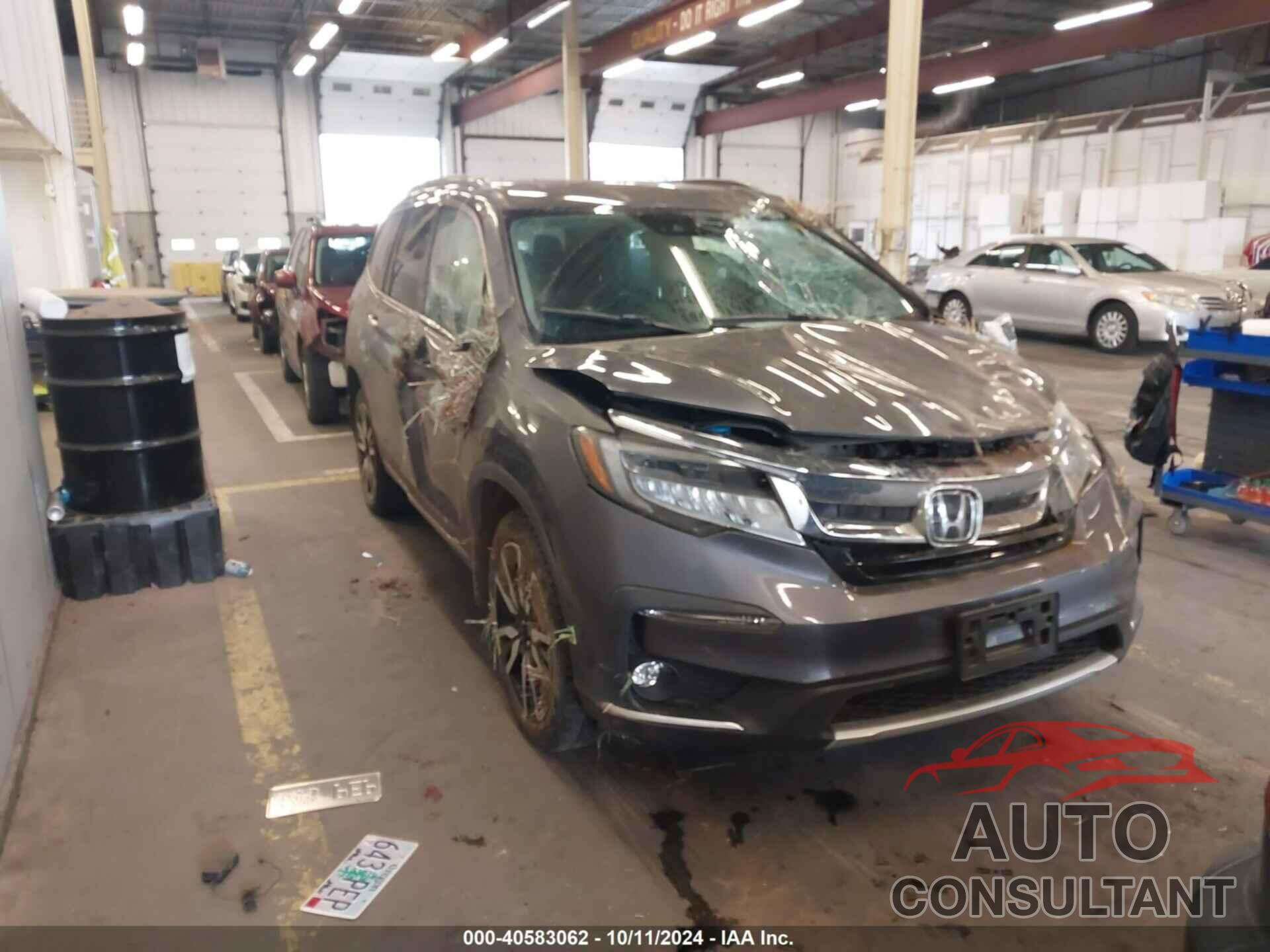 HONDA PILOT 2020 - 5FNYF6H05LB011025