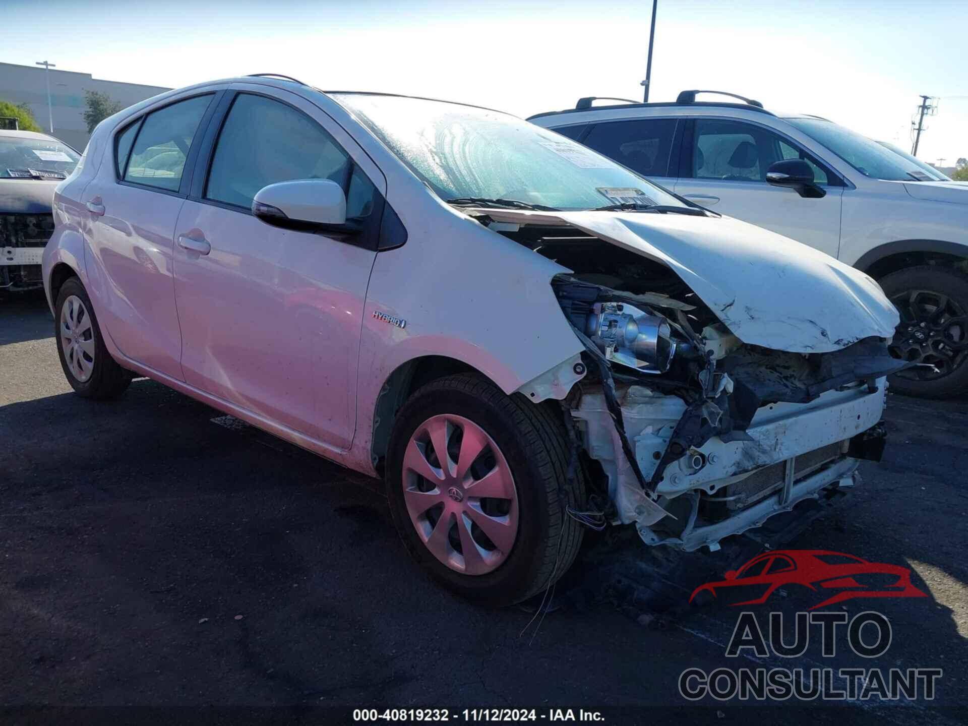 TOYOTA PRIUS C 2014 - JTDKDTB37E1574585