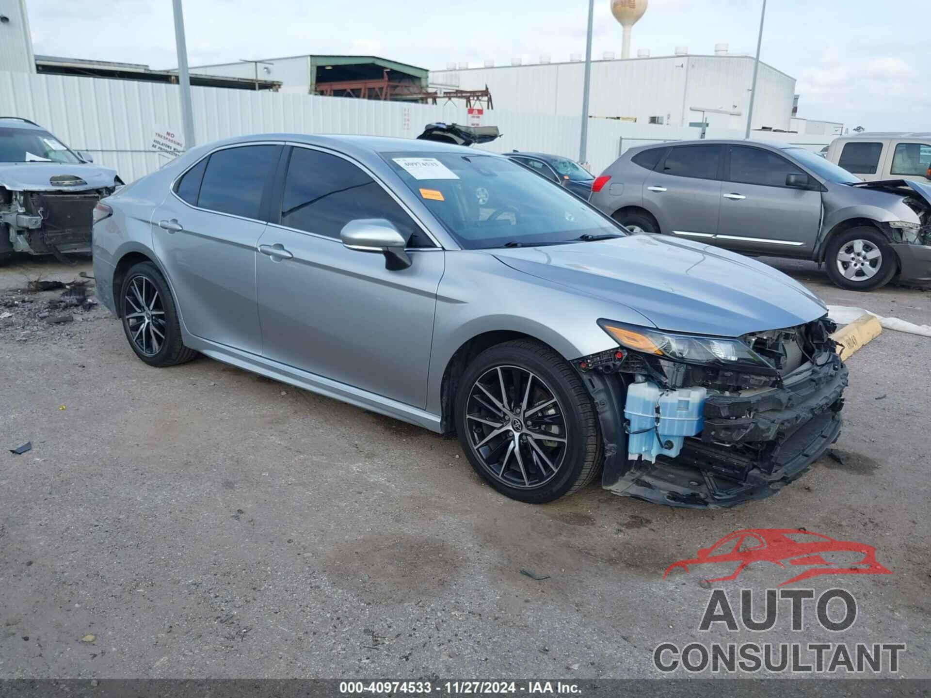 TOYOTA CAMRY 2023 - 4T1G11AK2PU791258