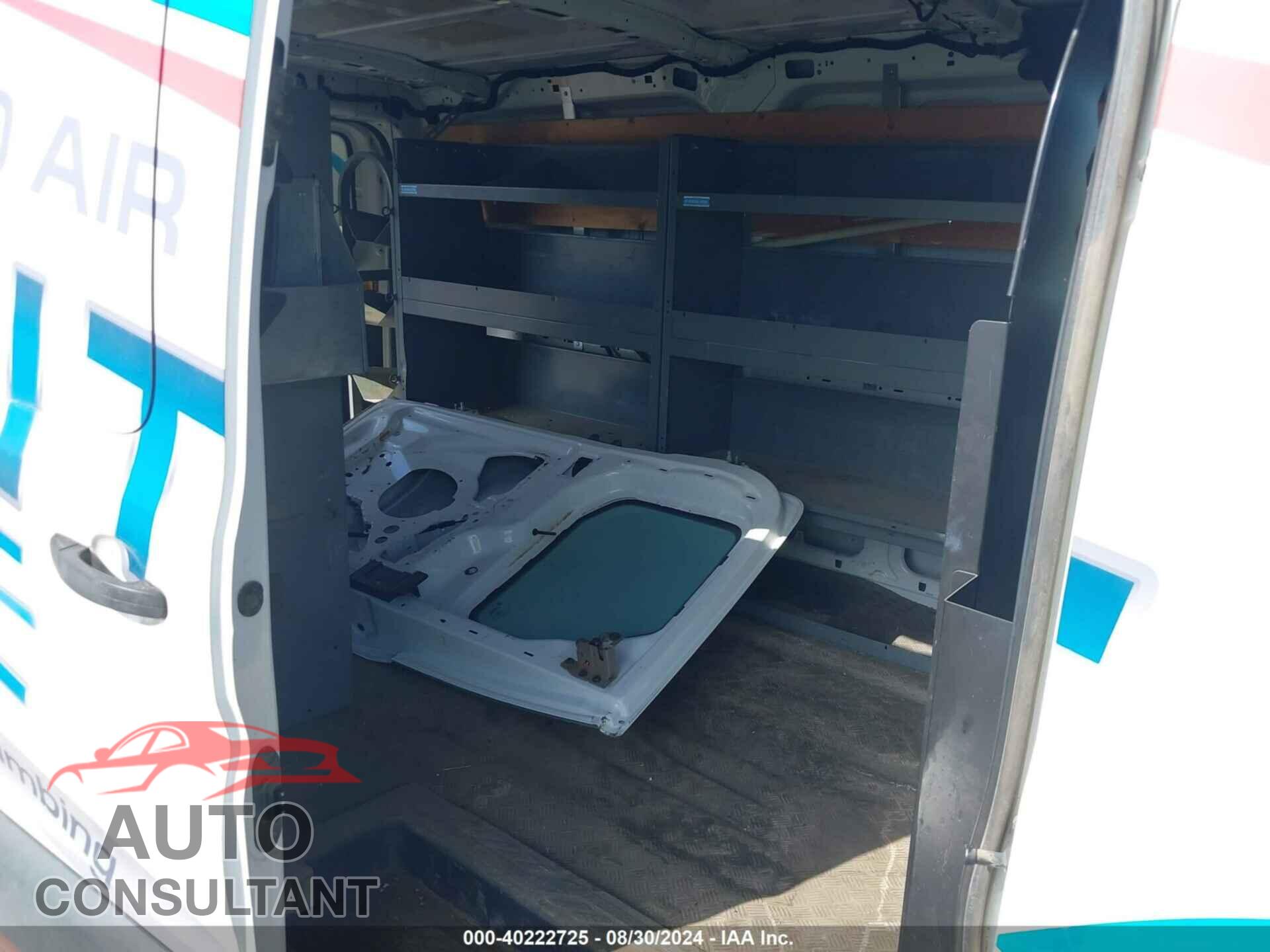 FORD TRANSIT-250 2017 - 1FTYR1YM4HKB10832