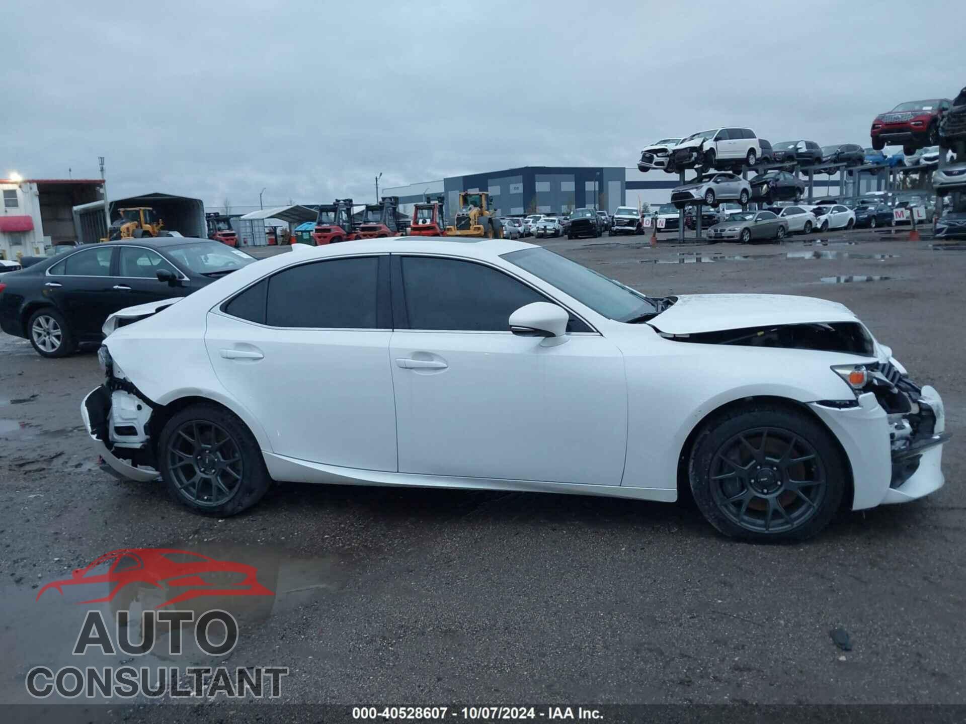 LEXUS IS 2016 - JTHBA1D24G5005320
