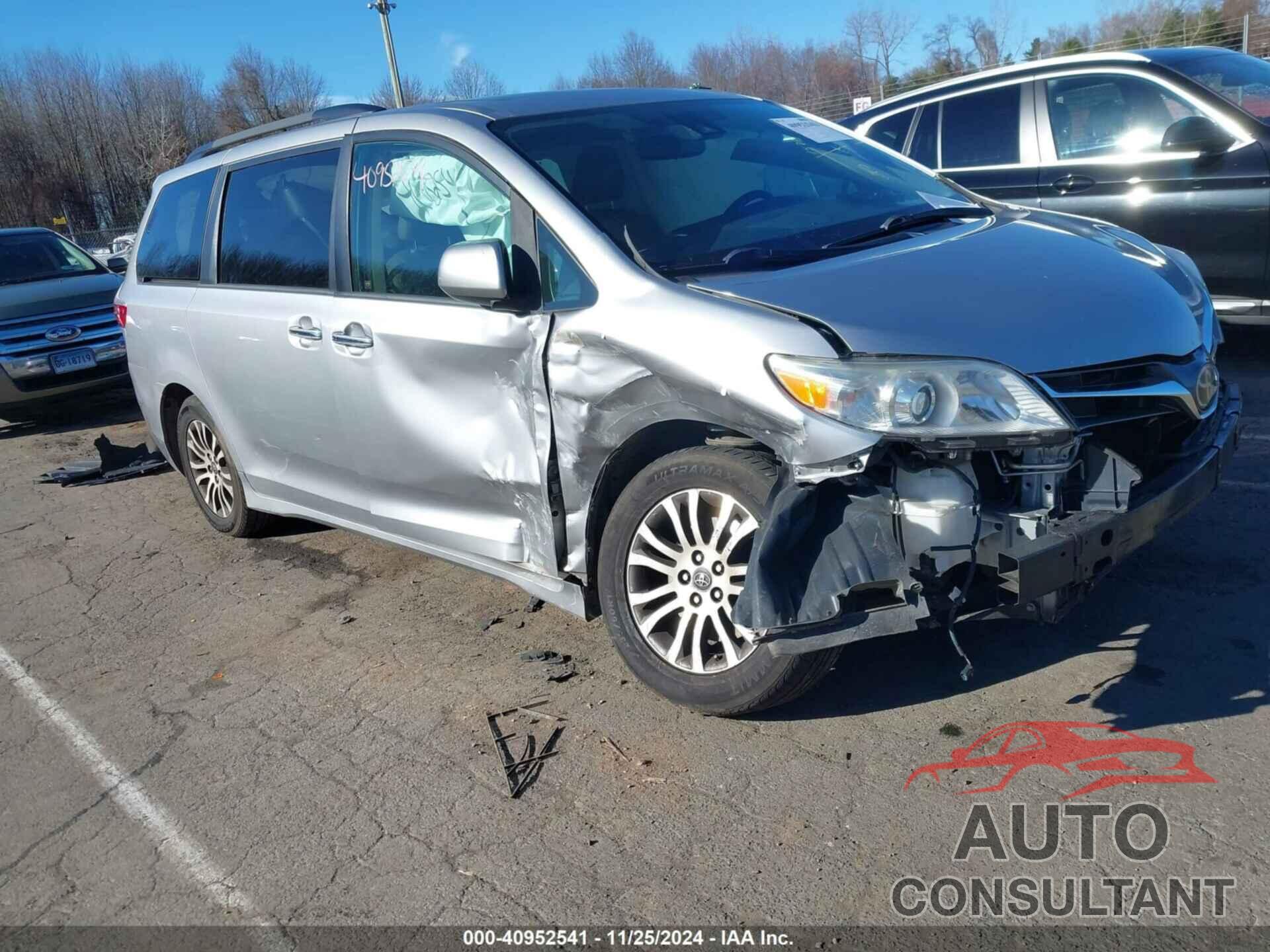 TOYOTA SIENNA 2018 - 5TDYZ3DC6JS911110