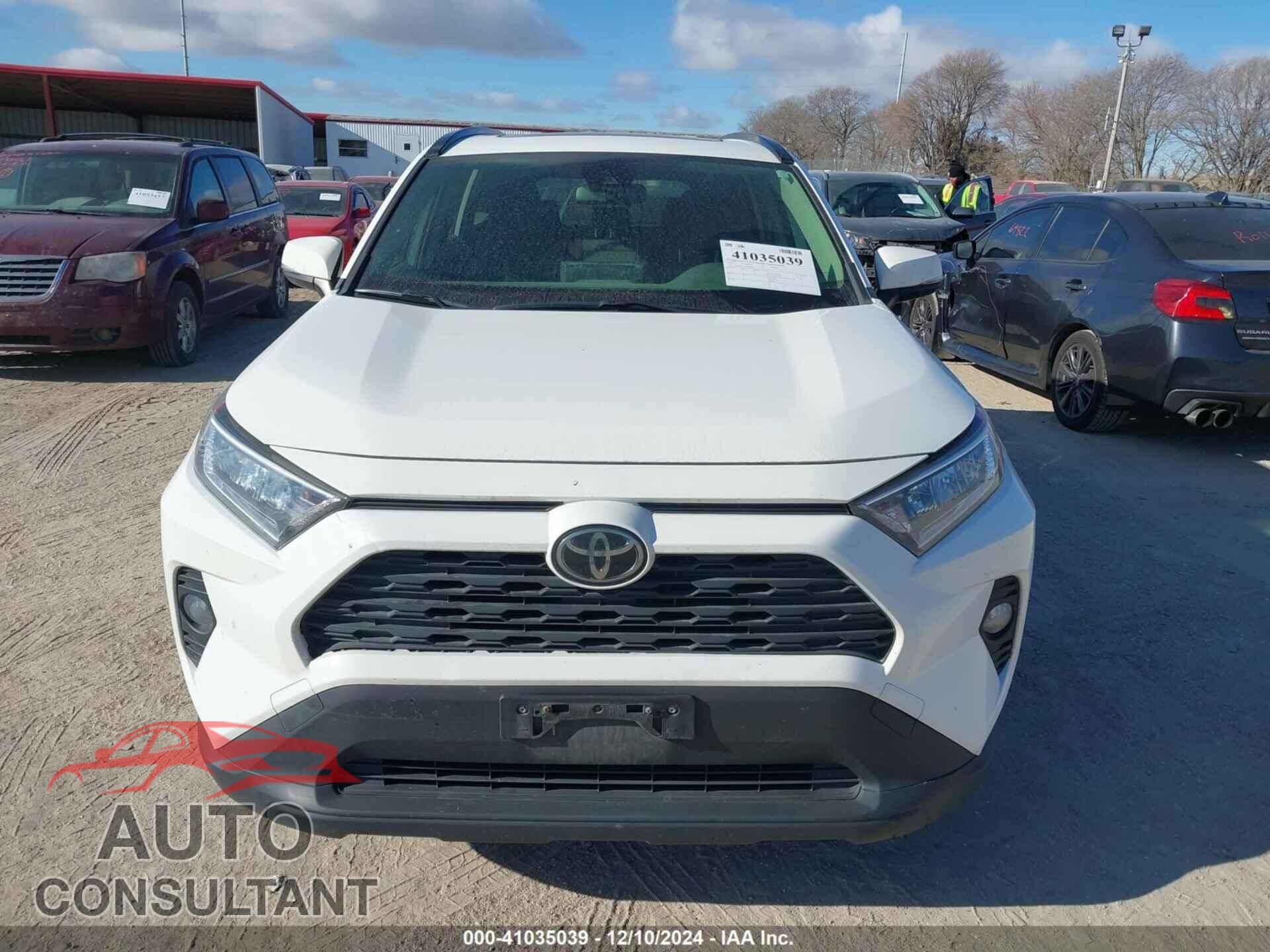 TOYOTA RAV4 2019 - JTMP1RFV9KD016129