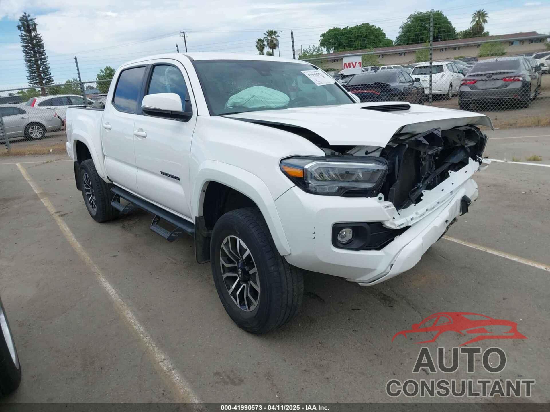TOYOTA TACOMA 2022 - 3TMAZ5CNXNM166657