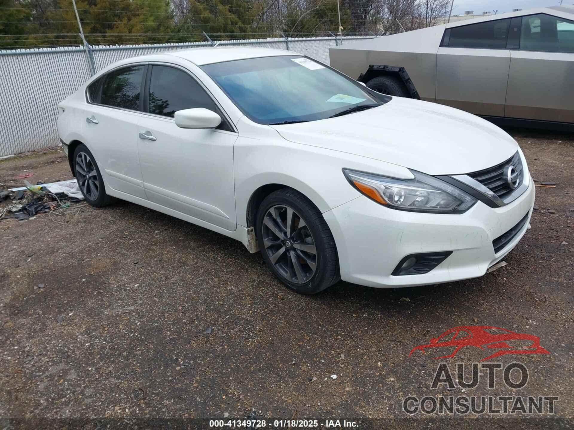 NISSAN ALTIMA 2017 - 1N4AL3AP4HN326560