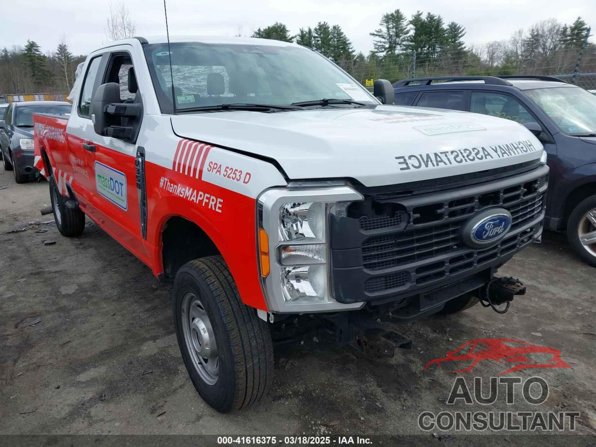 FORD F-350 2023 - 1FT8X3BA0PED52594