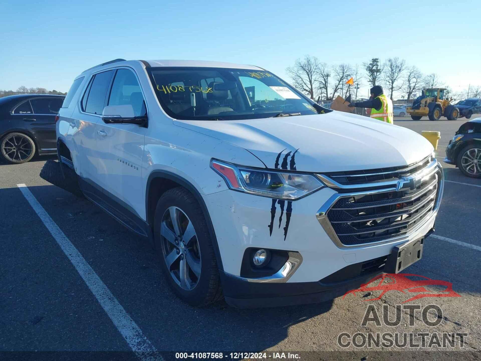 CHEVROLET TRAVERSE 2018 - 1GNEVHKWXJJ259900