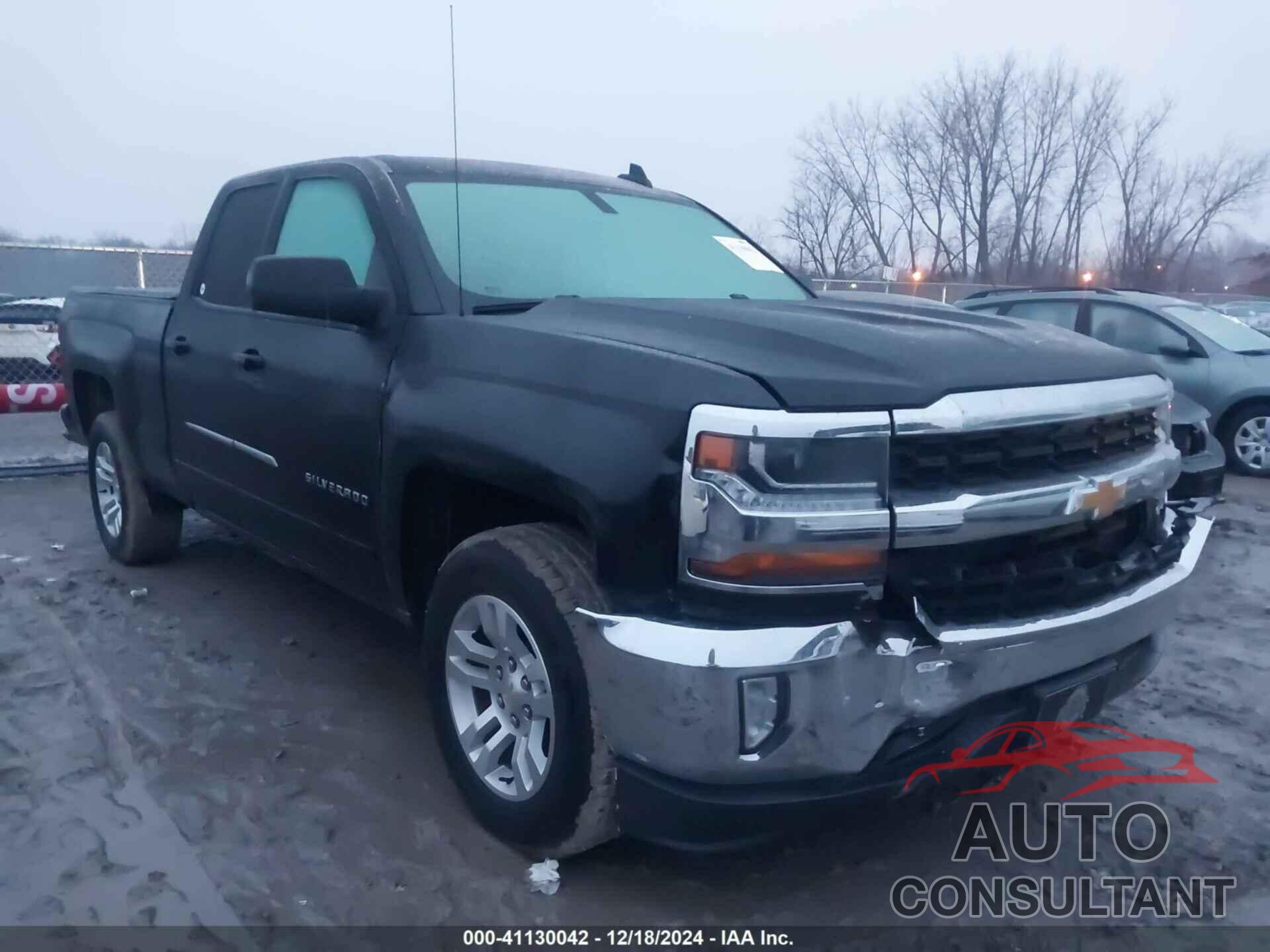 CHEVROLET SILVERADO 1500 2018 - 1GCRCREC5JZ281005