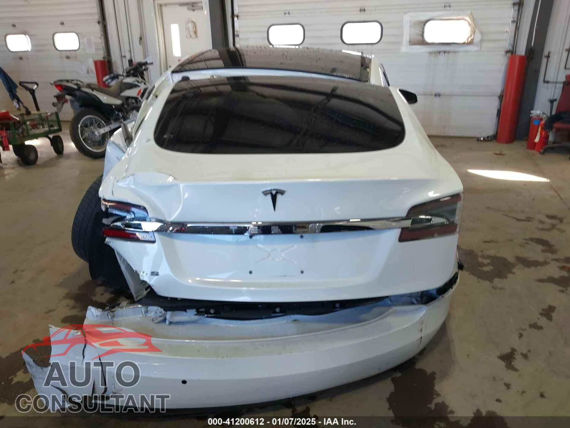 TESLA MODEL S 2016 - 5YJSA1E2XGF158976