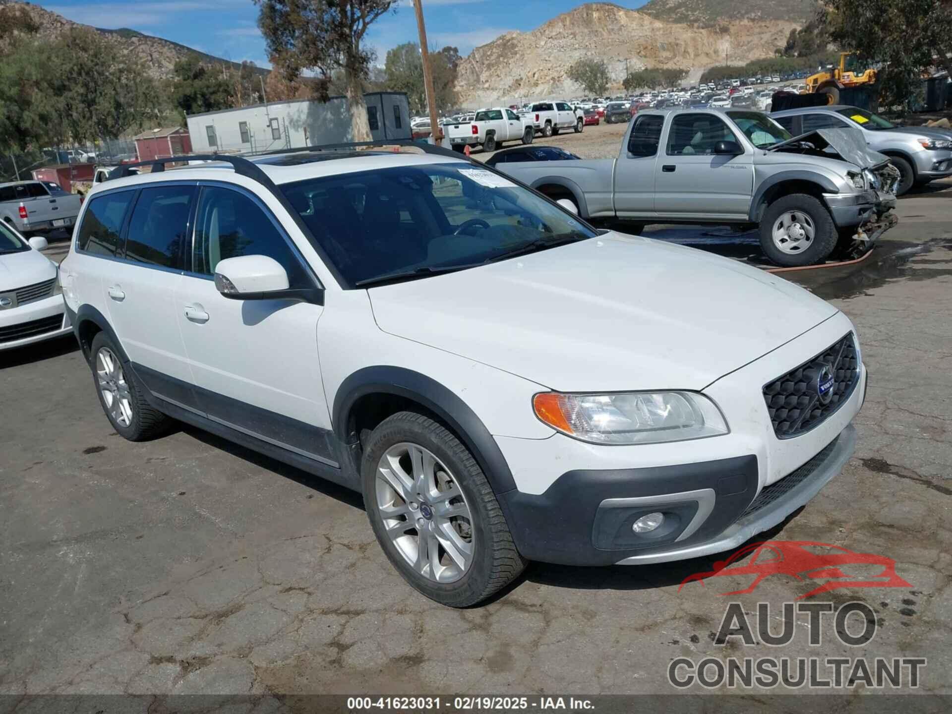 VOLVO XC70 2016 - YV4612NK8G1235132