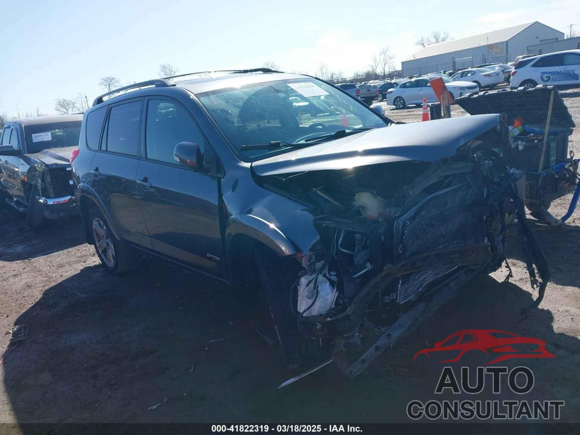 TOYOTA RAV4 2011 - JTMRF4DV6B5045551
