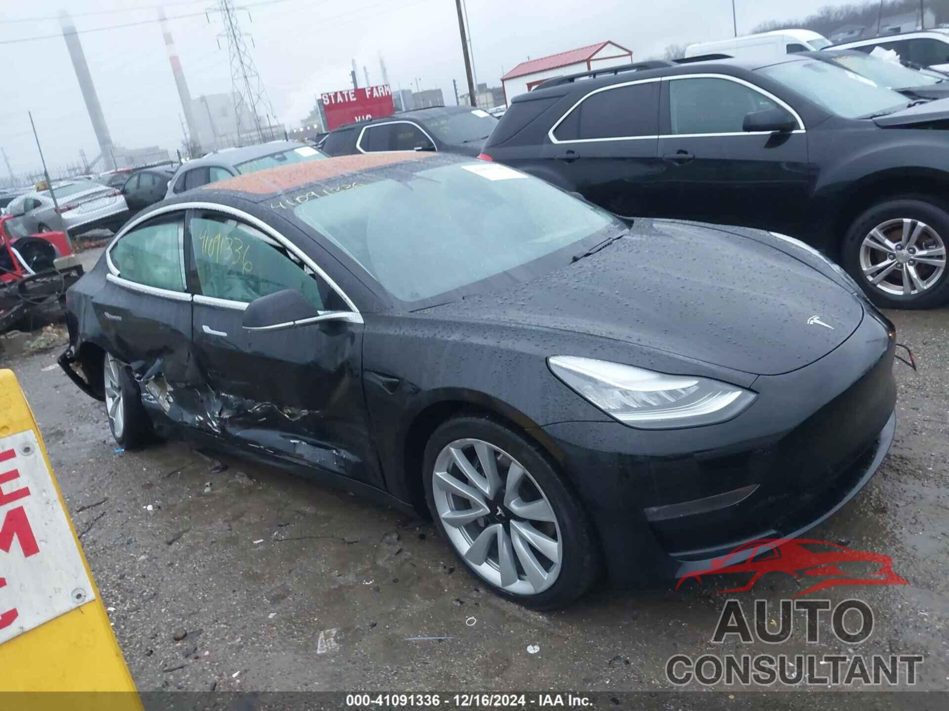 TESLA MODEL 3 2019 - 5YJ3E1EB5KF194091