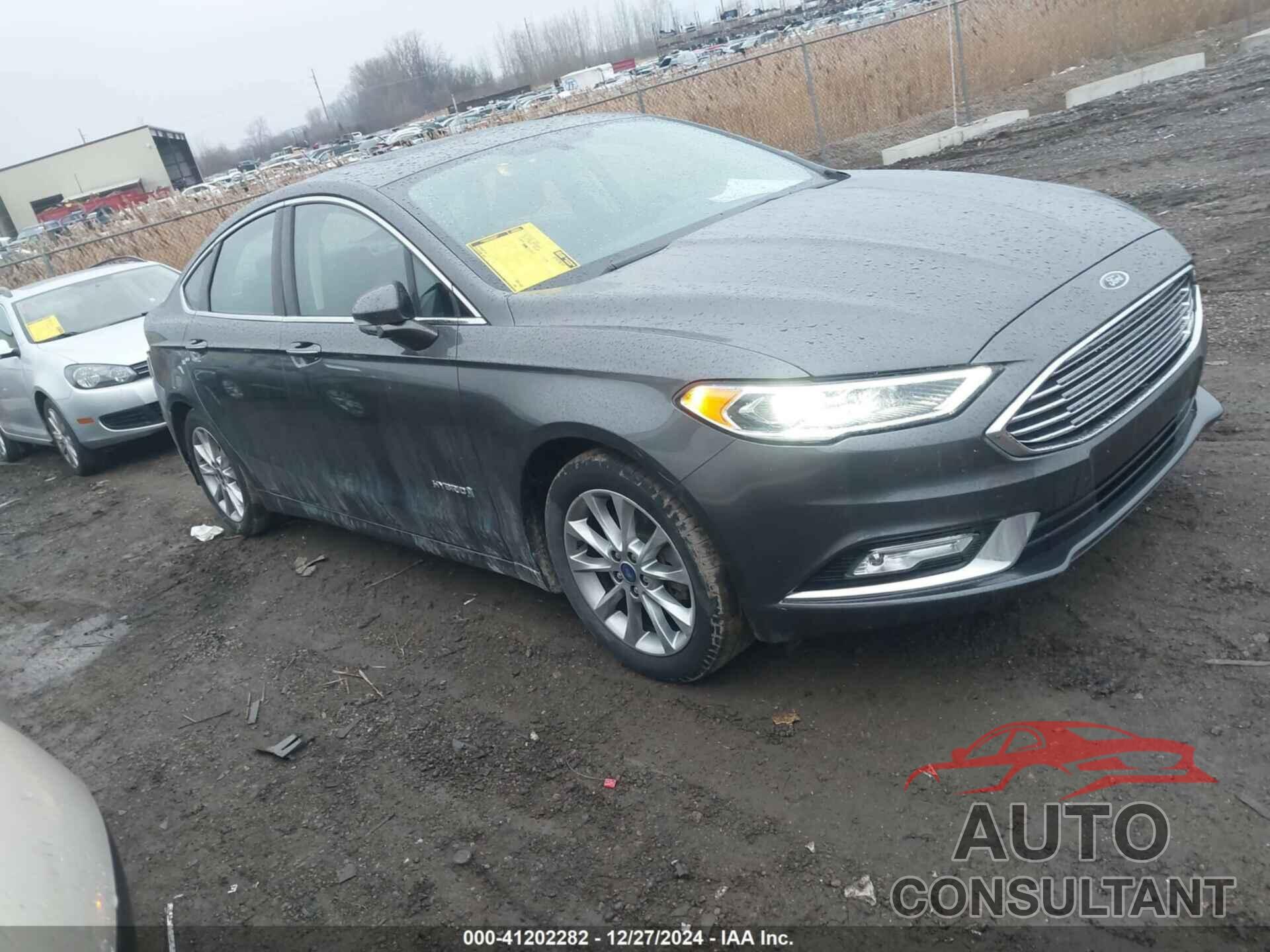 FORD FUSION HYBRID 2017 - 3FA6P0LU8HR412799