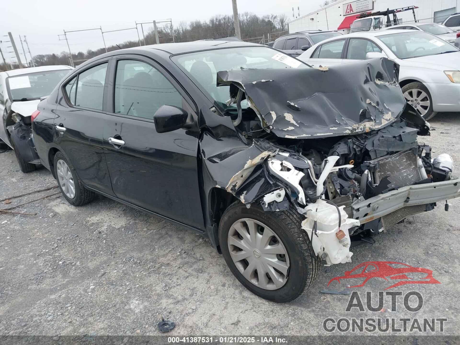 NISSAN VERSA 2019 - 3N1CN7APXKL817066