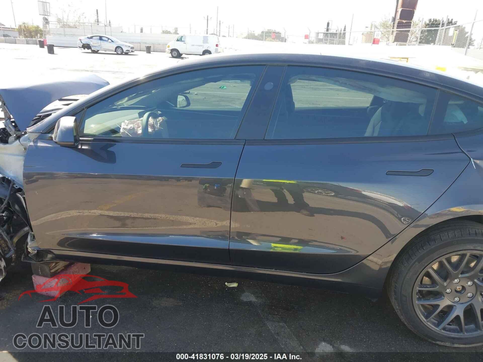 TESLA MODEL 3 2024 - 5YJ3E1EBXRF816954