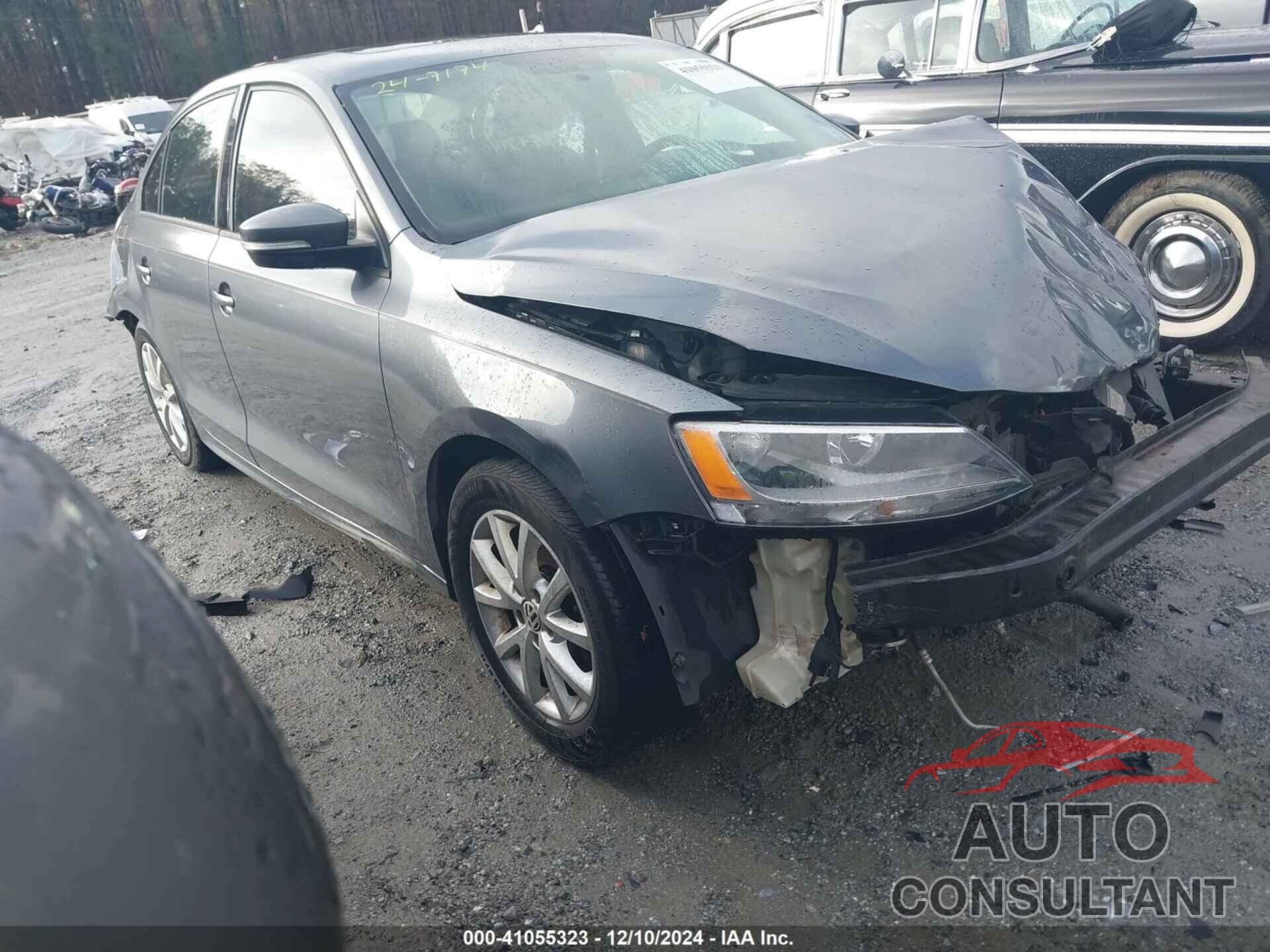 VOLKSWAGEN JETTA 2011 - 3VWDX7AJ0BM339206