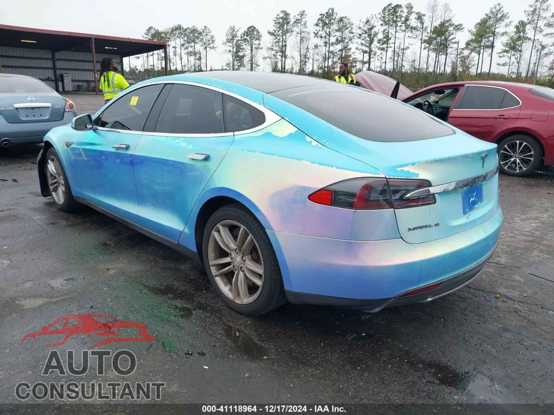 TESLA MODEL S 2013 - 5YJSA1CN4DFP07726