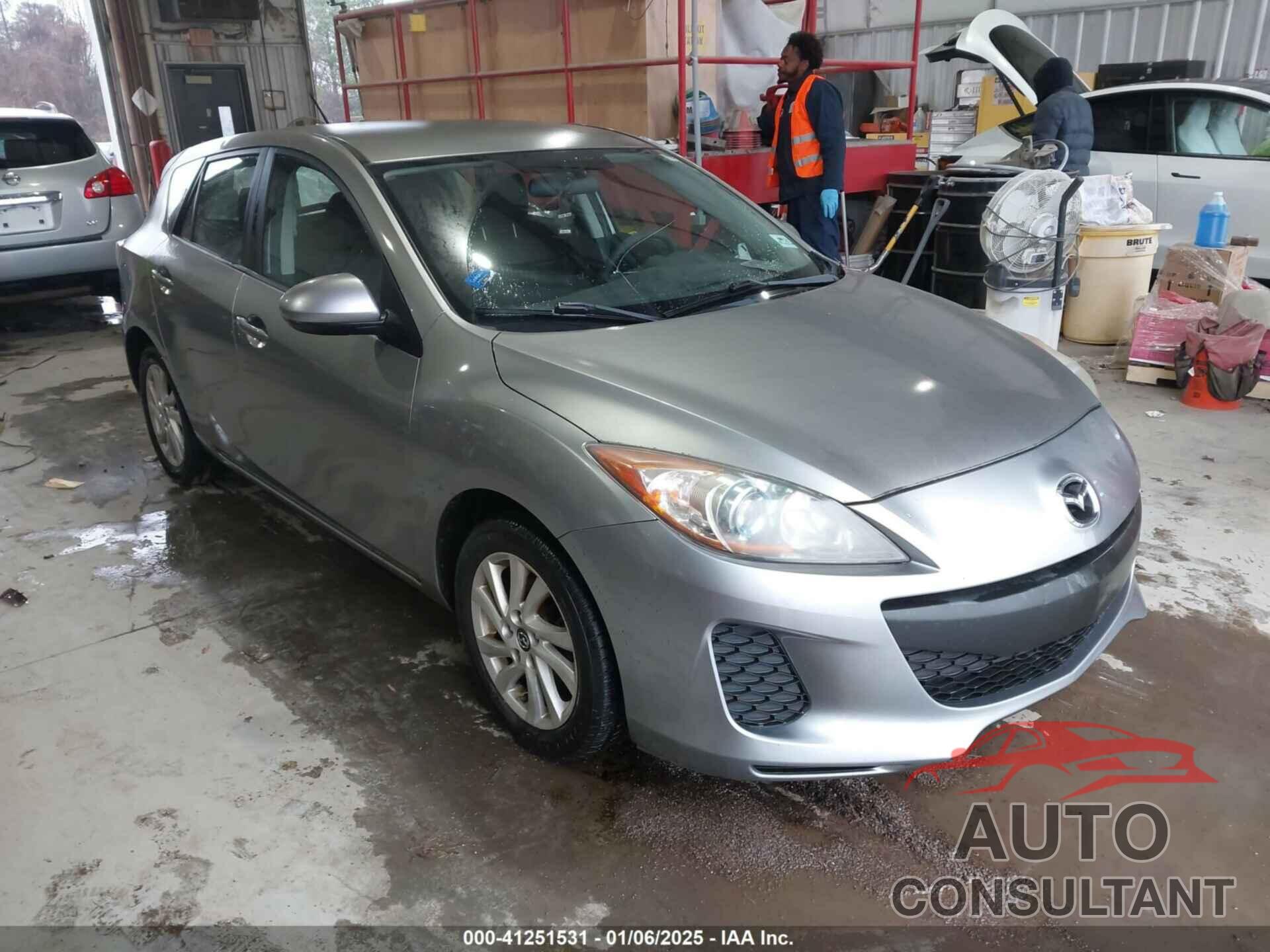 MAZDA MAZDA3 2013 - JM1BL1L71D1720308