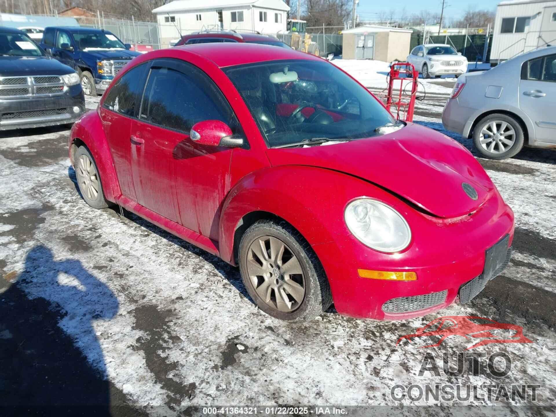 VOLKSWAGEN NEW BEETLE 2010 - 3VWPG3AG8AM013467