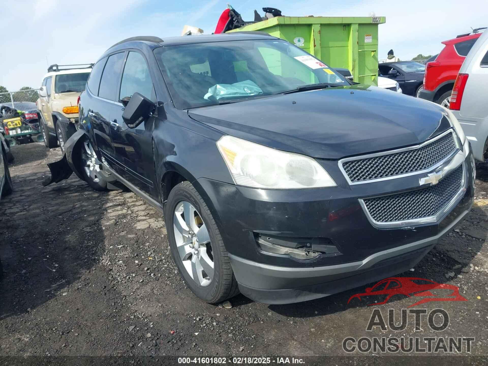 CHEVROLET TRAVERSE 2011 - 1GNKRGED8BJ257396