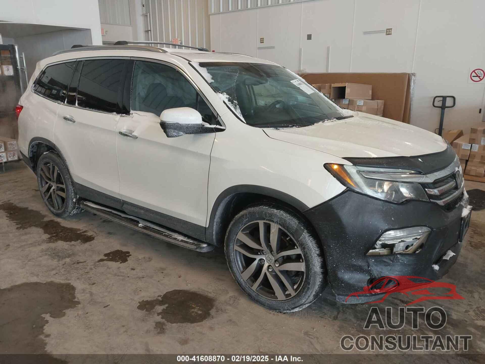 HONDA PILOT 2017 - 5FNYF6H92HB032873