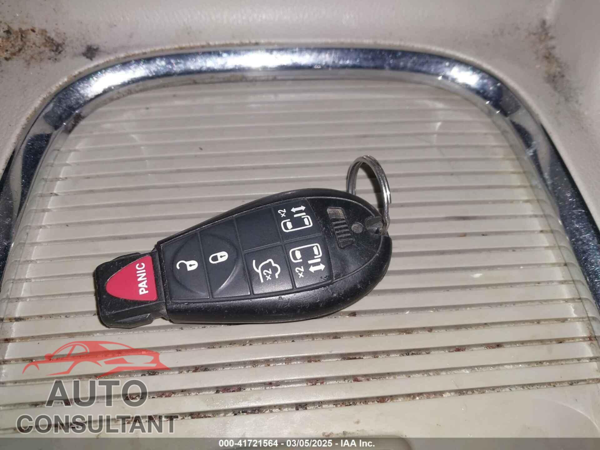 DODGE GRAND CARAVAN 2013 - 2C4RDGCG0DR686467