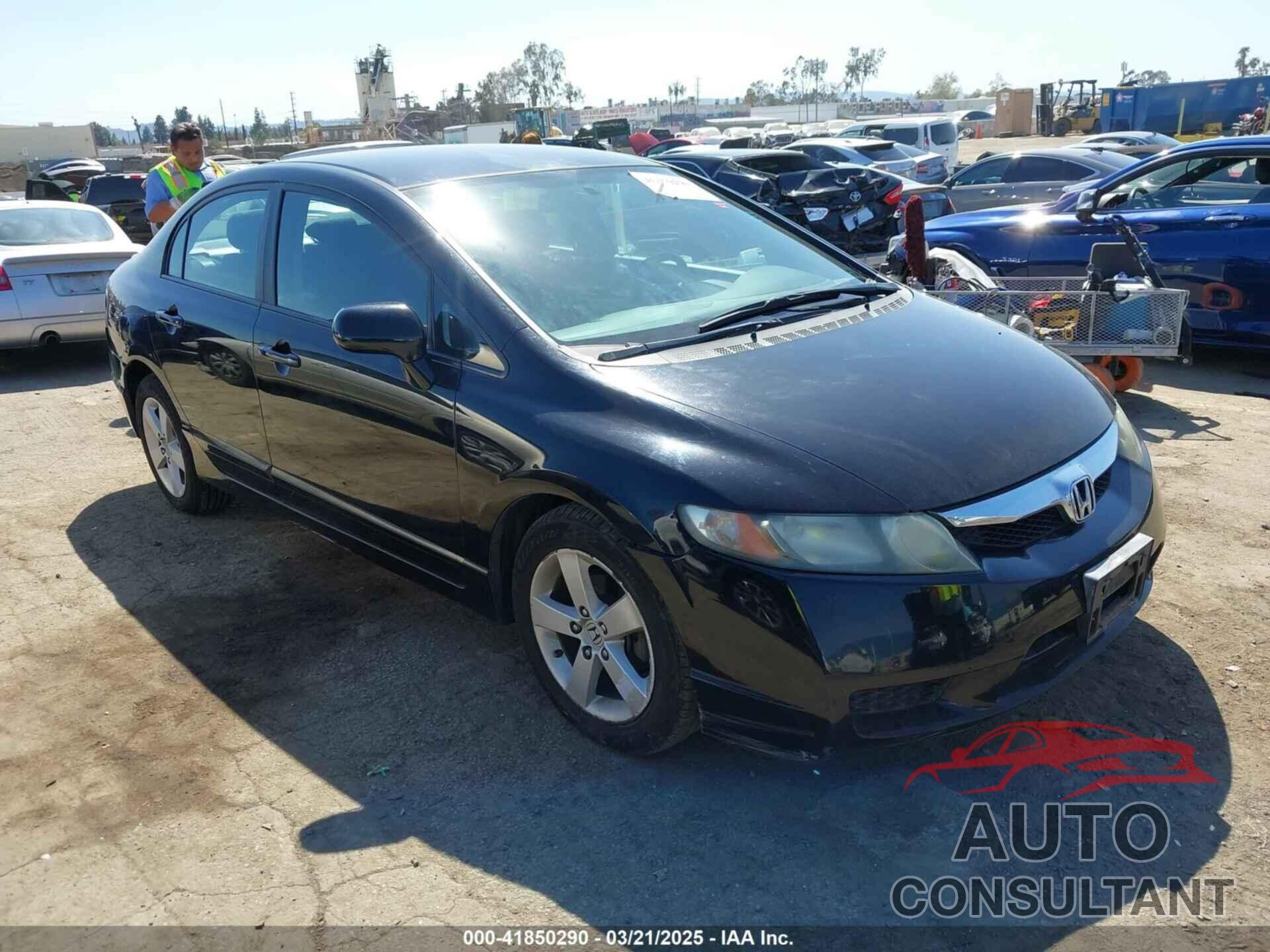 HONDA CIVIC 2011 - 19XFA1F64BE030525