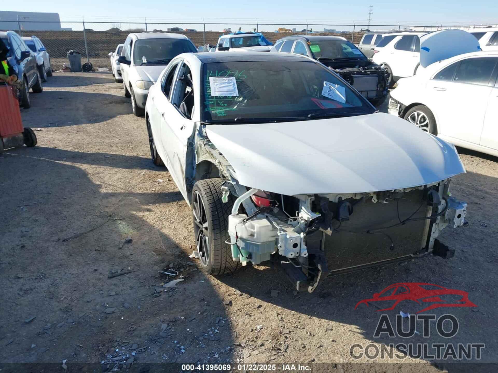 TOYOTA CAMRY 2019 - 4T1B61HK4KU296831
