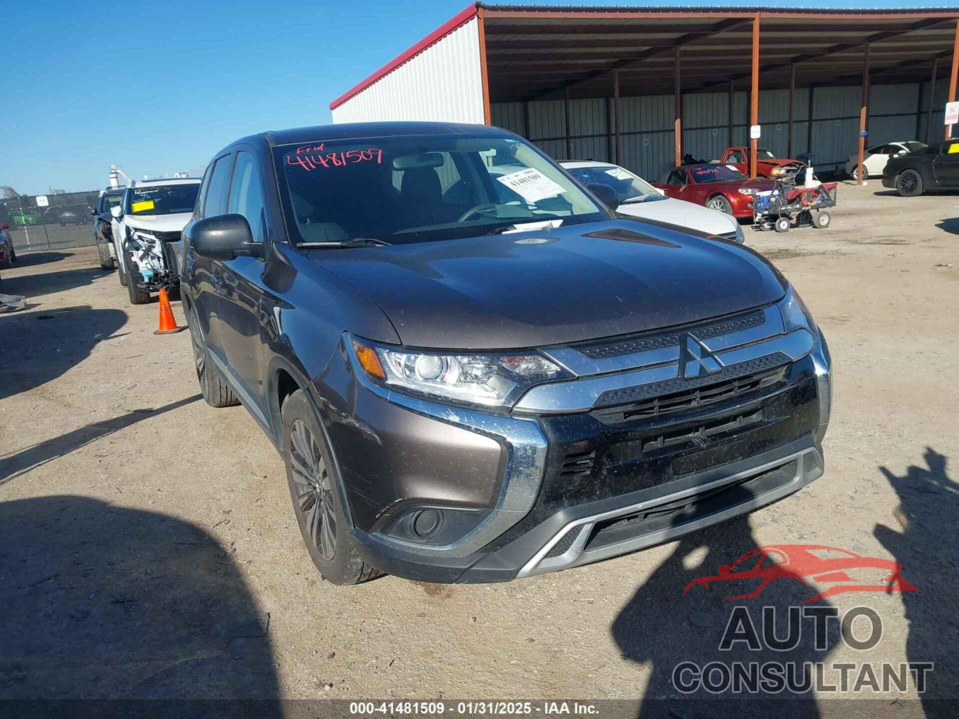 MITSUBISHI OUTLANDER 2019 - JA4AD2A38KZ010698