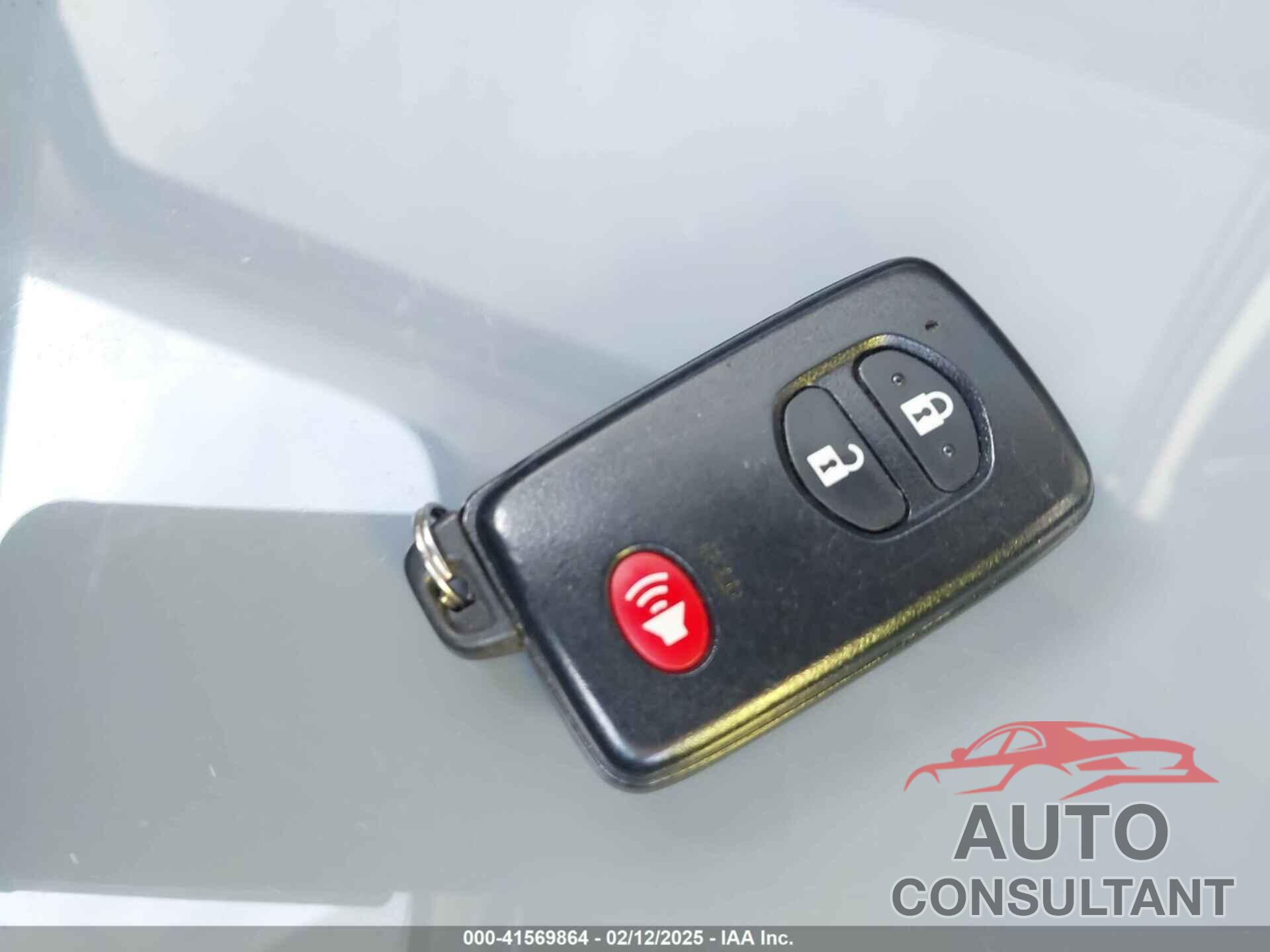 TOYOTA PRIUS 2014 - JTDKN3DU3E1743858