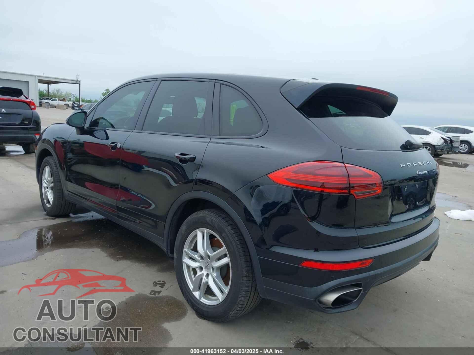PORSCHE CAYENNE 2016 - WP1AA2A29GLA00762