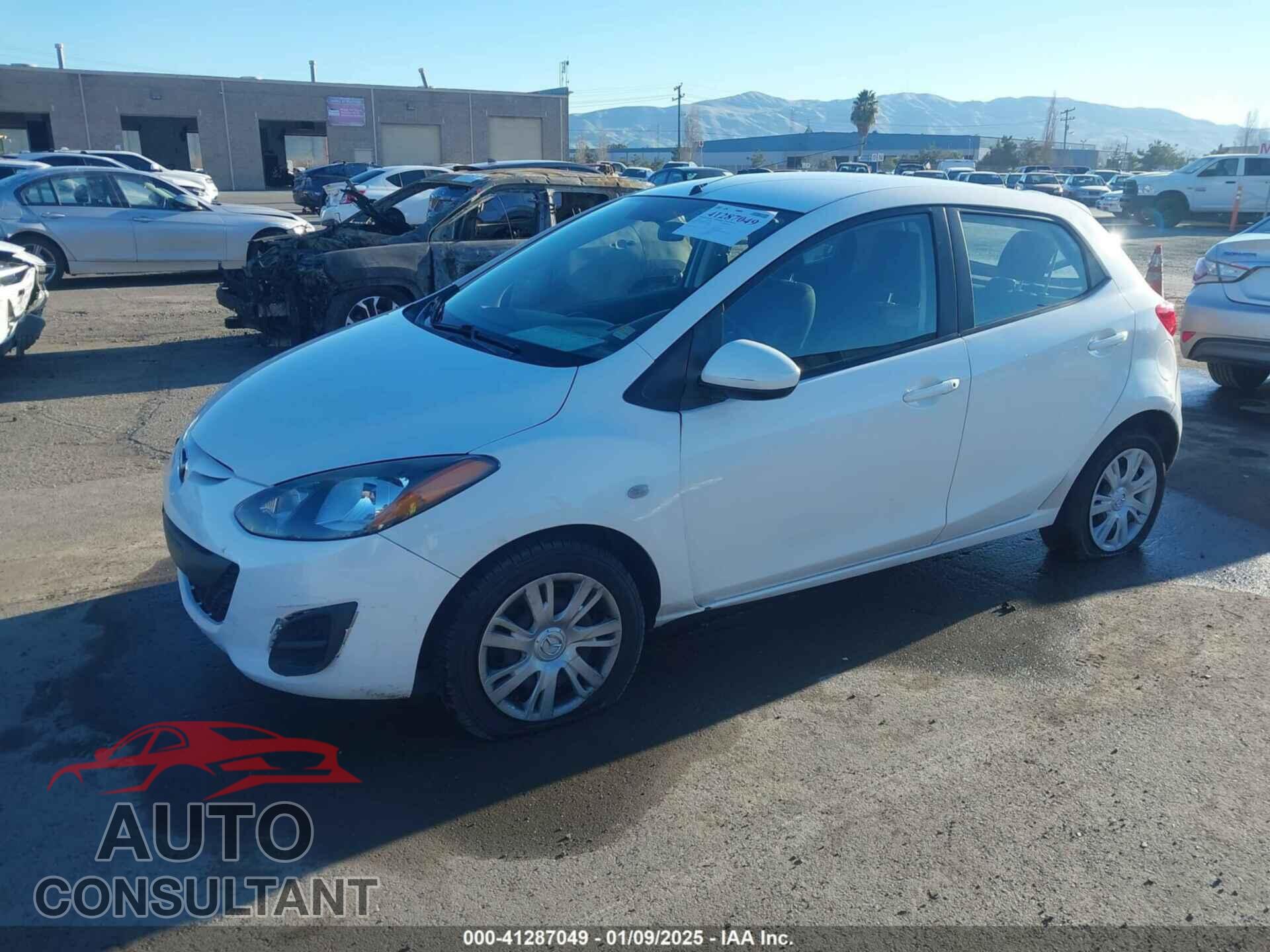 MAZDA MAZDA2 2014 - JM1DE1KY8E0172828