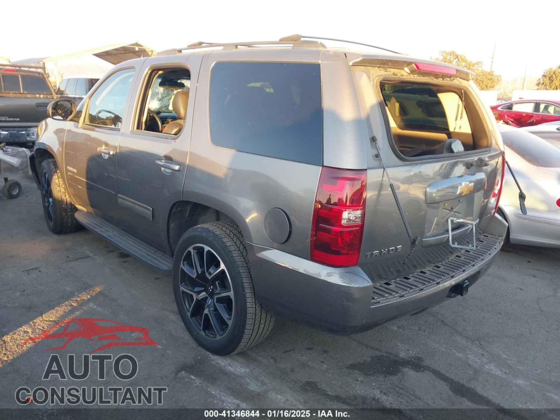 CHEVROLET TAHOE 2012 - 1GNSCAE06CR257511