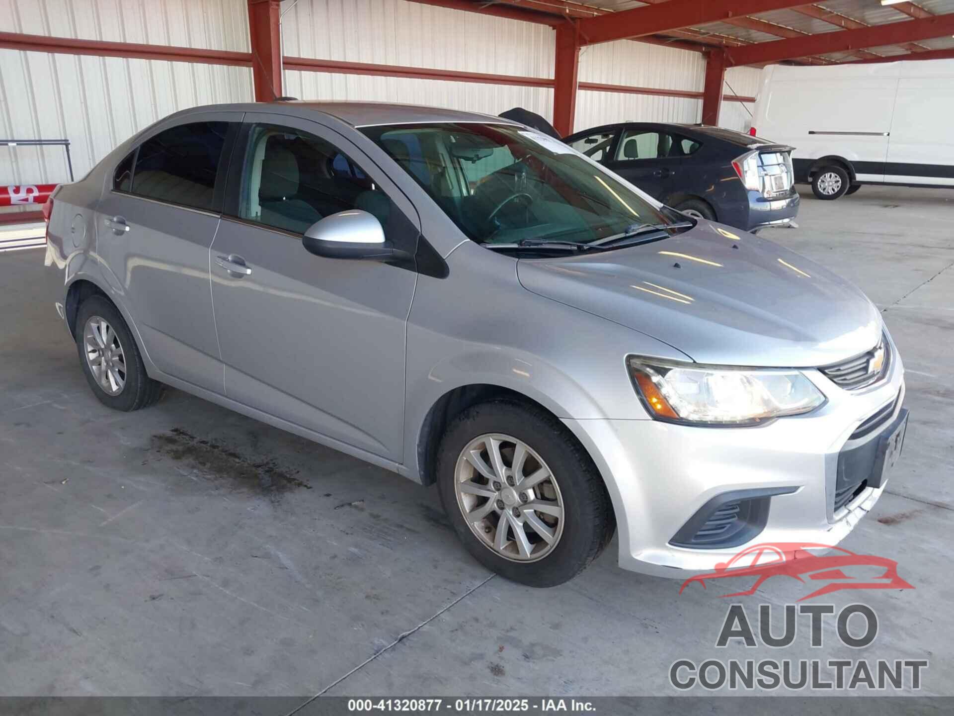 CHEVROLET SONIC 2017 - 1G1JD5SB2H4103342