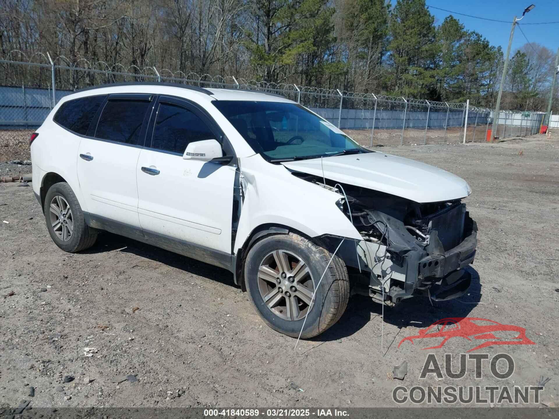 CHEVROLET TRAVERSE 2017 - 1GNKRHKD2HJ296360