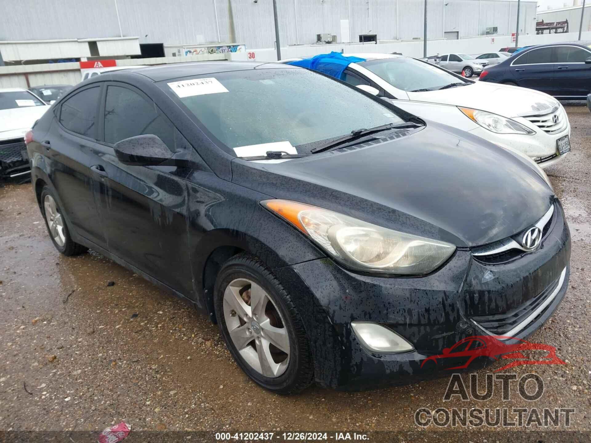 HYUNDAI ELANTRA 2012 - KMHDH4AE7CU308464