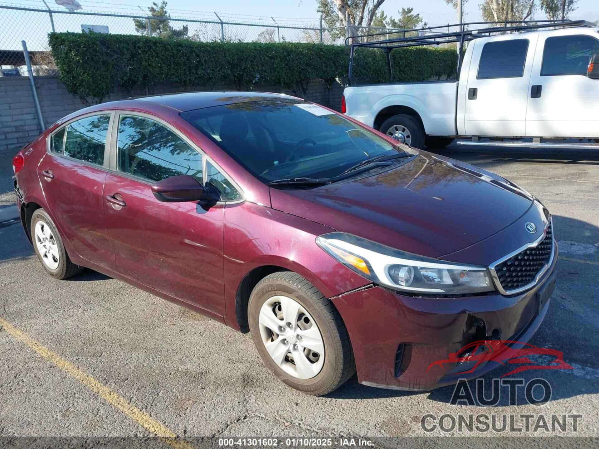 KIA FORTE 2018 - 3KPFK4A78JE186550