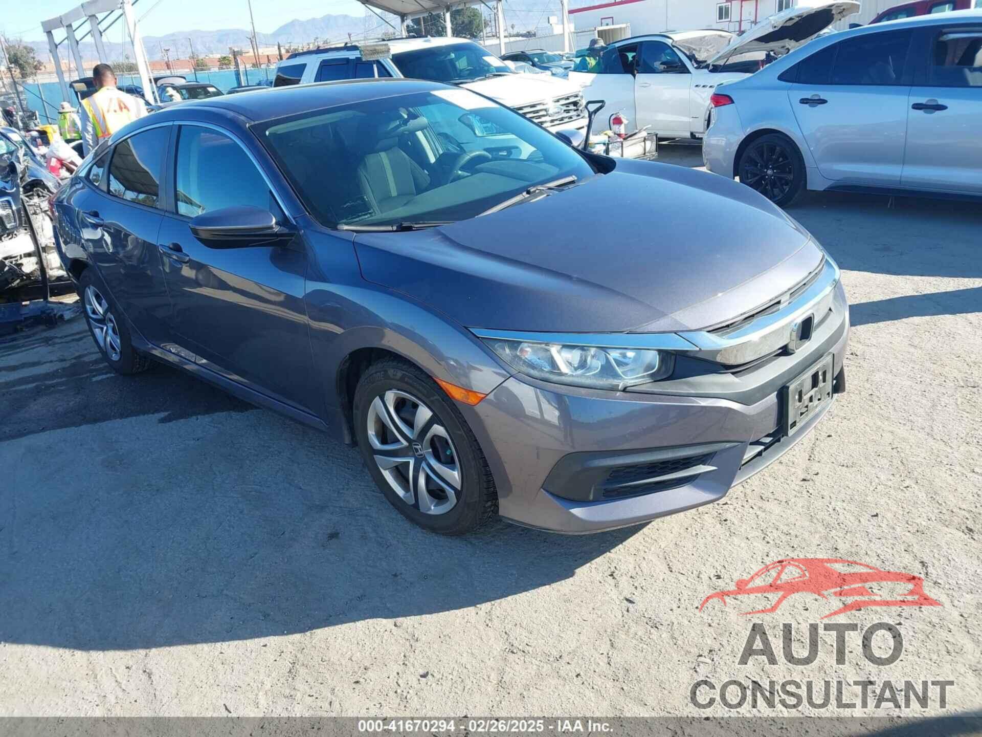 HONDA CIVIC 2018 - 2HGFC2F56JH548017