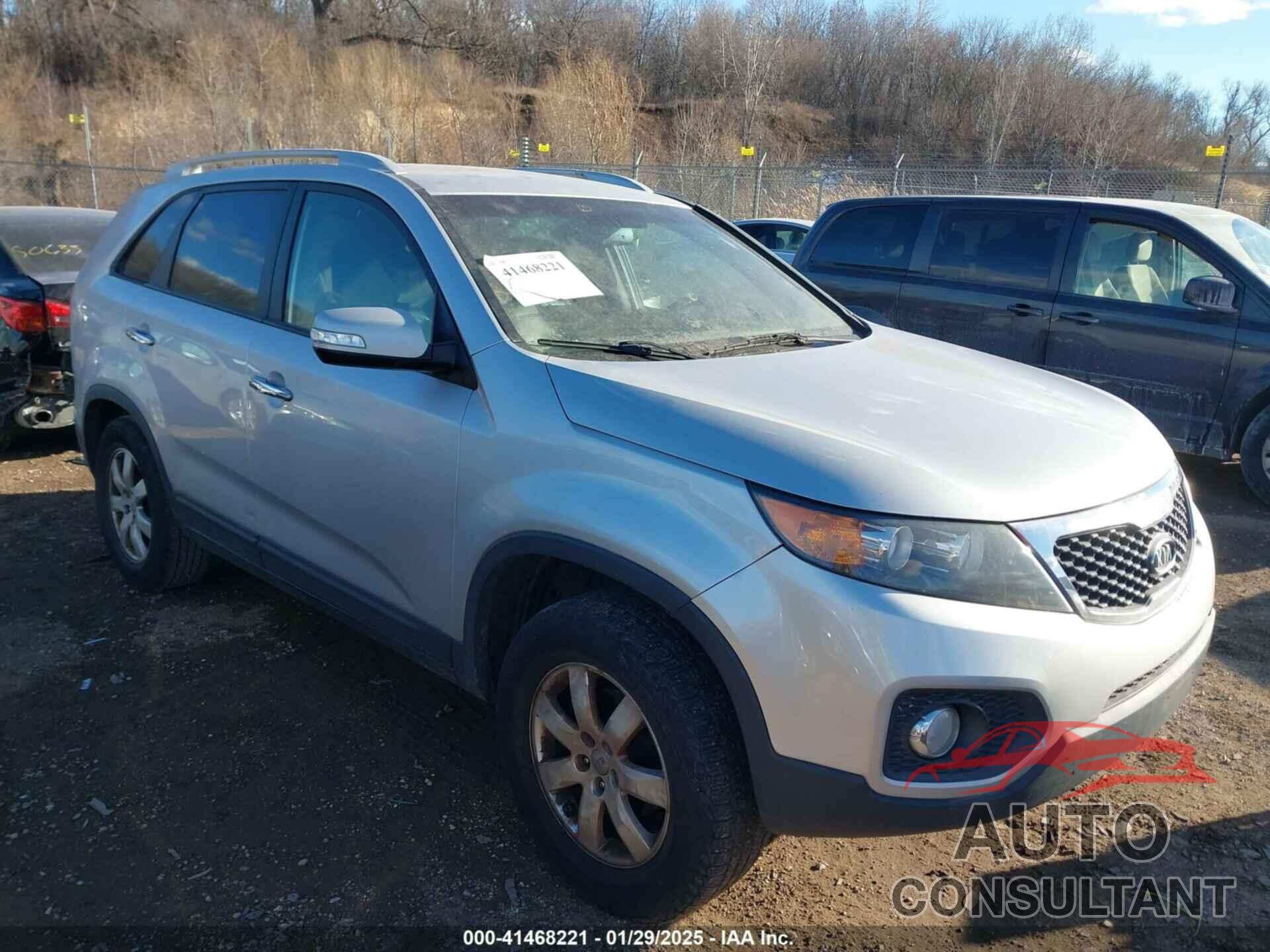 KIA SORENTO 2013 - 5XYKT3A6XDG417565