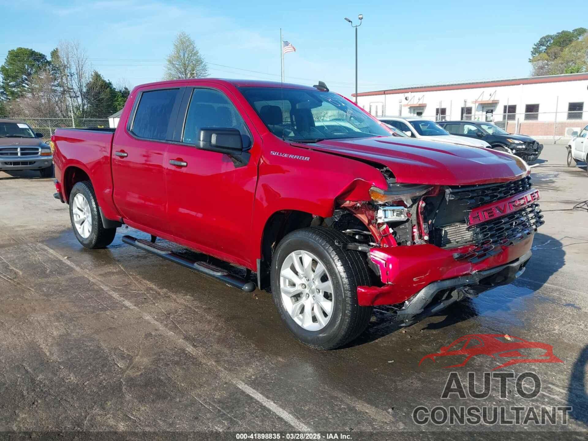 CHEVROLET SILVERADO 1500 2021 - 1GCPWBEK3MZ228496