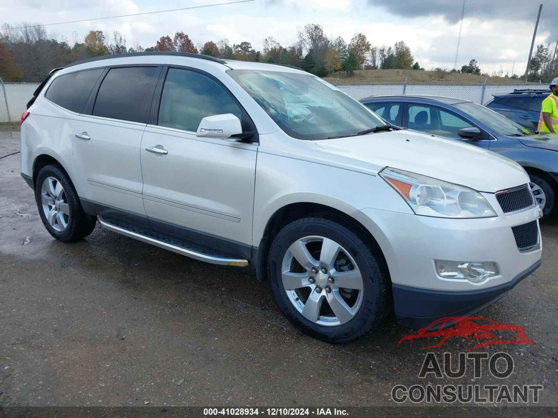 CHEVROLET TRAVERSE 2012 - 1GNKRLED1CJ324088